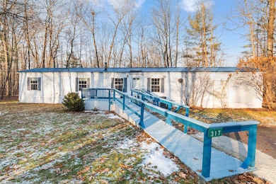 317 Wedgewood Rd unit 29, Colchester, VT 05446 - photo 2