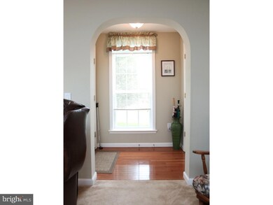 2 Blackbird Ct, Bechtelsville, PA 19505 - photo 3