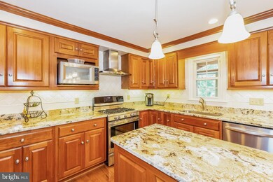18 Kaywood Ct, Silver Spring, MD 20905 - photo 7