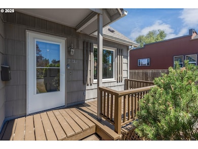 2732 Fir St, Longview, WA 98632 - photo 3