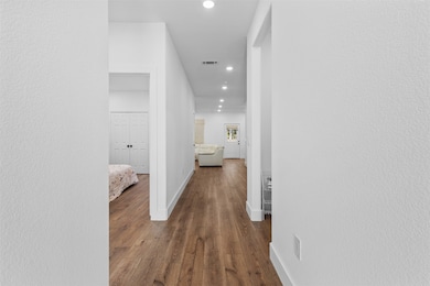 809 Truelove St, Gainesville, TX 76240 - photo 5