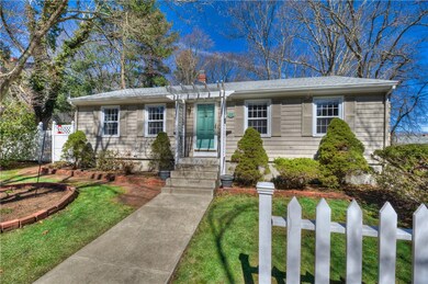 25 Argyle Ave, Riverside, RI 02915 - photo 2