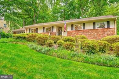 6314 Waterway Dr, Falls Church, VA 22044 - photo 5