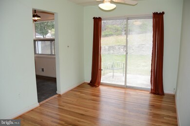 3721 Astoria Rd, Kensington, MD 20895 - photo 5