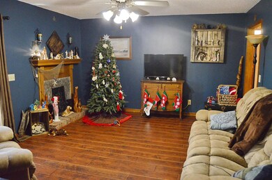 1559 Powell Ln, Lewisburg, TN 37091 - photo 7