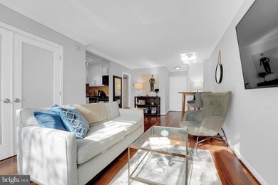 Carriage House unit 308, Washington, DC 20037 - photo 5