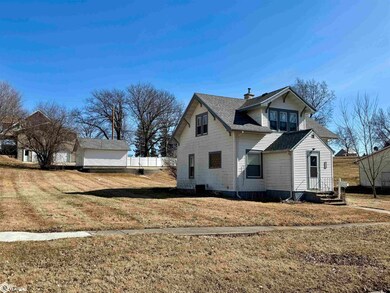 402 2nd Ave, Audubon, IA 50025 - photo 3