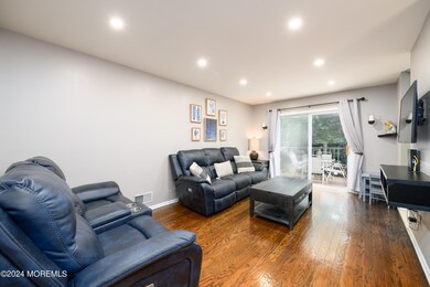 97 Heron Ct, Manalapan, NJ 07726 - photo 3