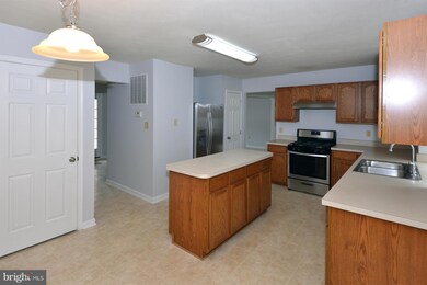 22694 Kinnegad Place, Great Mills, MD 20634 - photo 7
