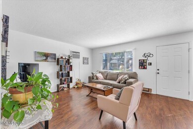 611 Oakwood Dr unit 1, Sparks, NV 89431 - photo 4