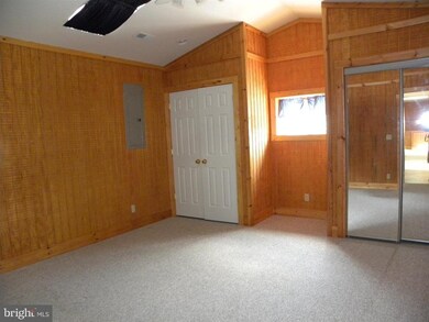 11951 APT C Lee Hwy, Sperryville, VA 22740 - photo 5