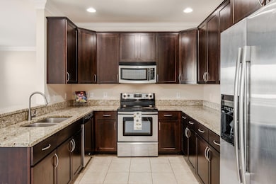 953 Ingleside kitchen 3