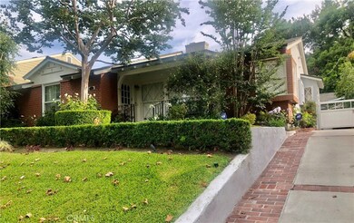 1910 W Parkside Ave, Burbank, CA 91506 - photo 2