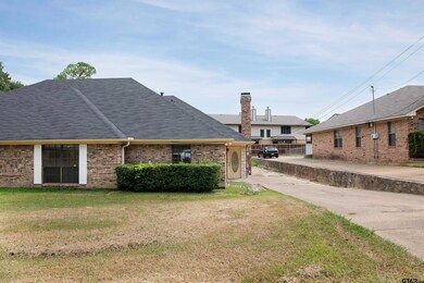 1614 Timber Creek Dr, Tyler, TX 75703 - photo 2