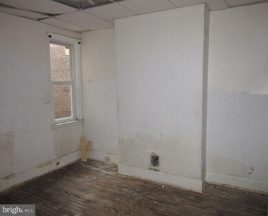1813 N Monroe St, Baltimore, MD 21217 - photo 7