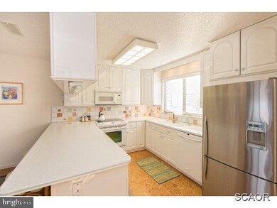 2 Vandyke St unit 5, Dewey Beach, DE 19971 - photo 4