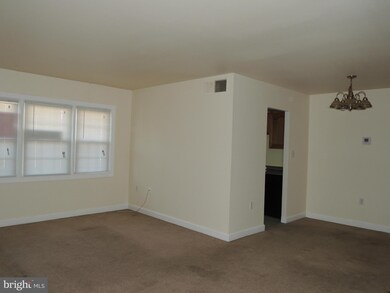 9463 Fairfax Blvd unit 101, Fairfax, VA 22031 - photo 2