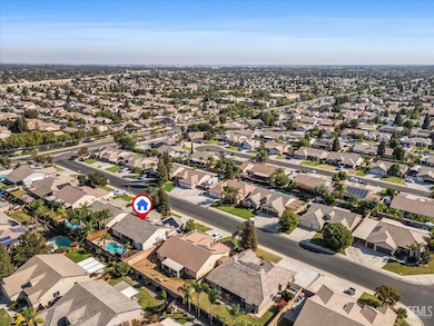 11326 Valletta Ave unit 2, Bakersfield, CA 93312 - photo 4