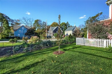 71 Great Rd, North Smithfield, RI 02896 - photo 4