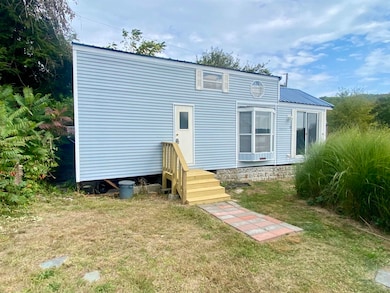 194 Buckley Rd unit 62, Weare, NH 03281 - photo 3