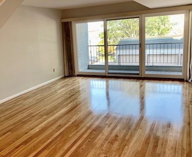 51 Tyler Row, Marblehead, MA 01945 - photo 3