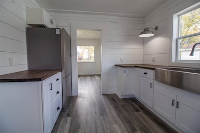 409 S Mulberry St, Farmland, IN 47340 - photo 7