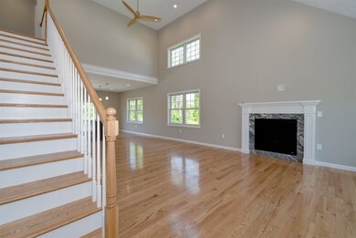 24 Chadwick Cir unit 15, Windham, NH 03087 - photo 2
