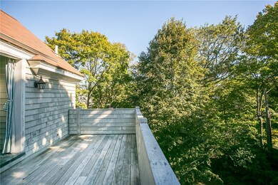 20 Everett St unit 3, Newport, RI 02840 - photo 3