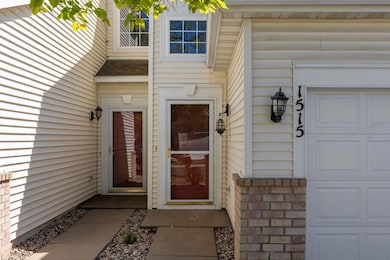 1515 Yorkshire Lane - Spacecrafting - 0004.jpg