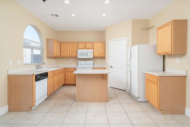 05_Kitchen 01