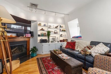 45 Upton St unit 3, Boston, MA 02118 - photo 3