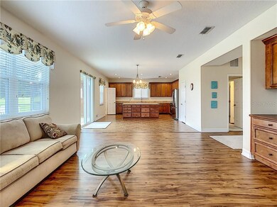 813 Kettering Rd, Davenport, FL 33897 - photo 7