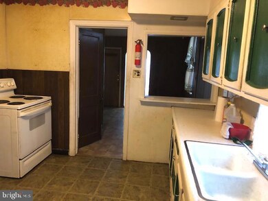 433 Locust St, Reading, PA 19604 - photo 6