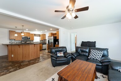 2 Hawthorne Ln, Nashua, NH 03062 - photo 5