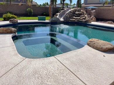 GEMPOOLJACUZZI