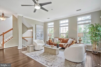 341 Cross Green St unit B, Gaithersburg, MD 20878 - photo 3