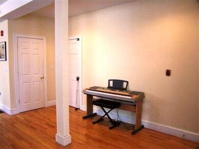 27 Aldrich St, Somerville, MA 02145 - photo 3