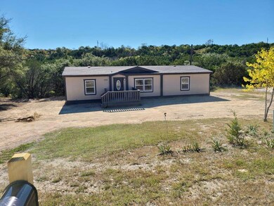 1315 Phoenix Ct, Granbury, TX 76048 - photo 2