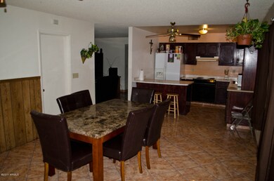 Dining romm/Kitchen