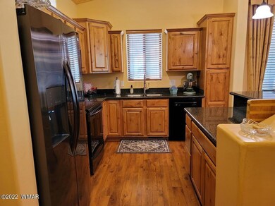 004_Kitchen
