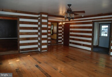 216 W Main St, New Bloomfield, PA 17068 - photo 7