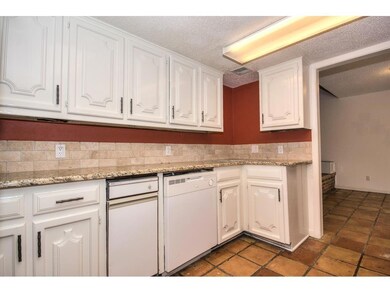 4902 Thunder Rd, Dallas, TX 75244 - photo 3