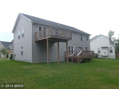 10287 Stewards Chance Ln, White Plains, MD 20695 - photo 2