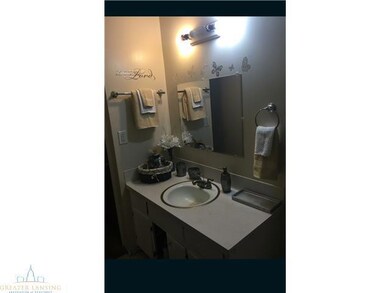 unlisted-address, Lansing, MI 48911 - photo 6