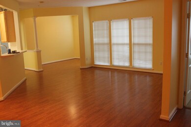 5258 Glenthorne Ct unit 5258, Baltimore, MD 21237 - photo 2