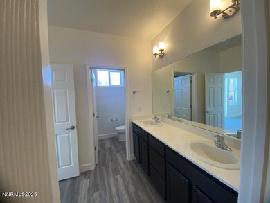 1455 Master Bathroom