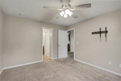 244 Queens Ct, Jackson, GA 30233 - photo 7