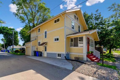 812 9th Ave SW, Cedar Rapids, IA 52404 - photo 2