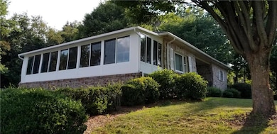 4221 Ford Dr, Emmaus, PA 18049 - photo 2