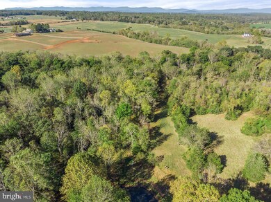 9722 Foxville Rd, Warrenton, VA 20186 - photo 2